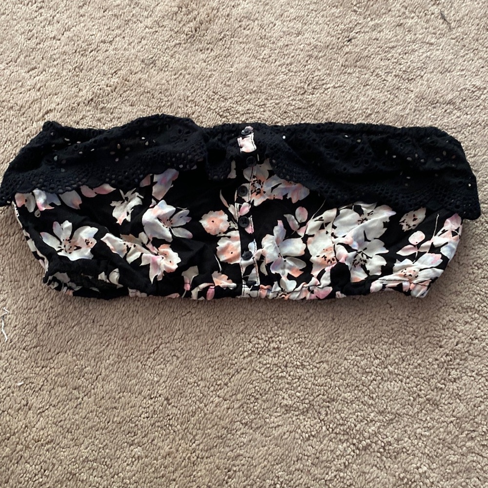 Kendall & Kylie Flower bandeau top